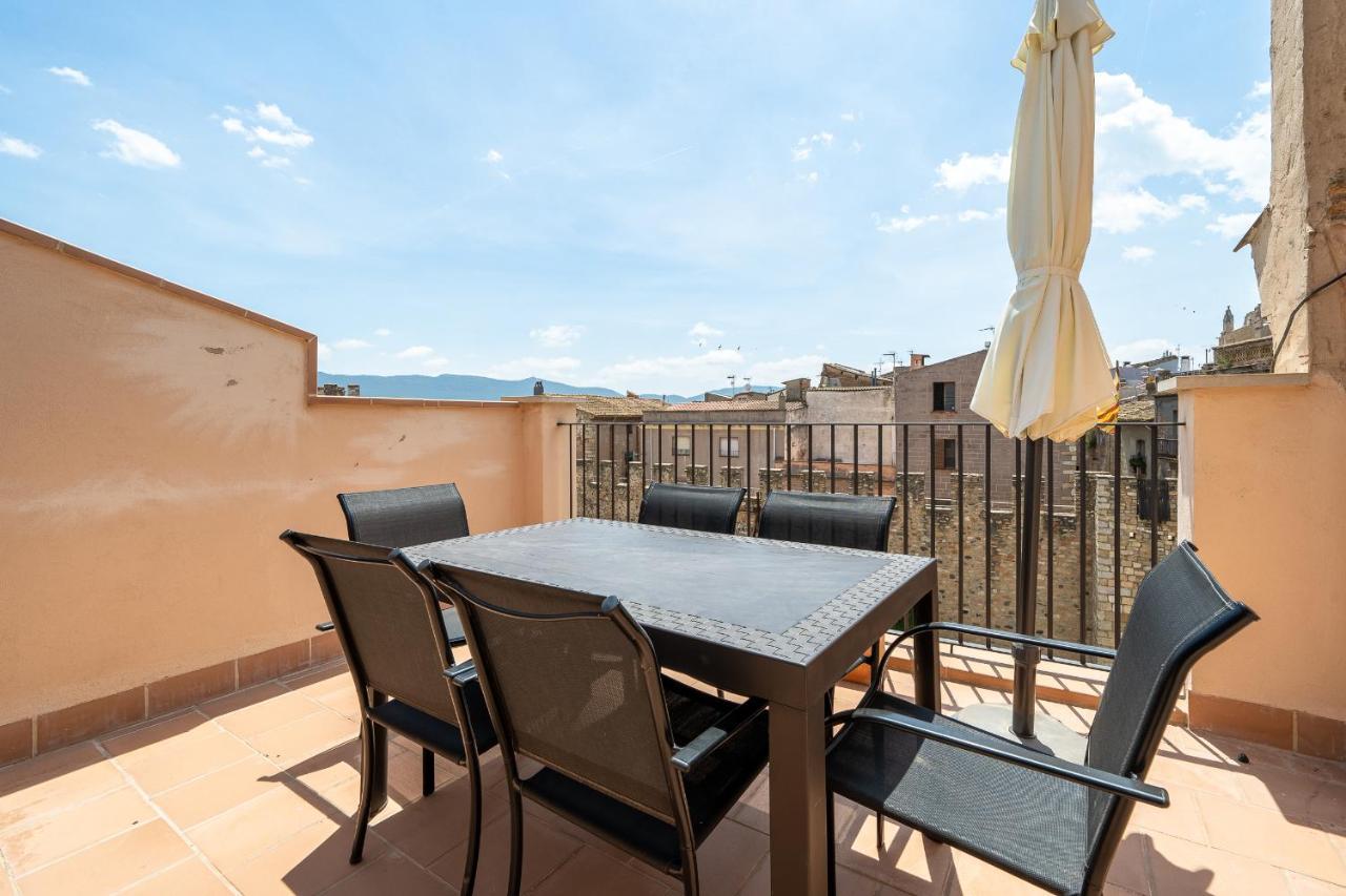 Hauzify I Apartaments Montblanc Extérieur photo